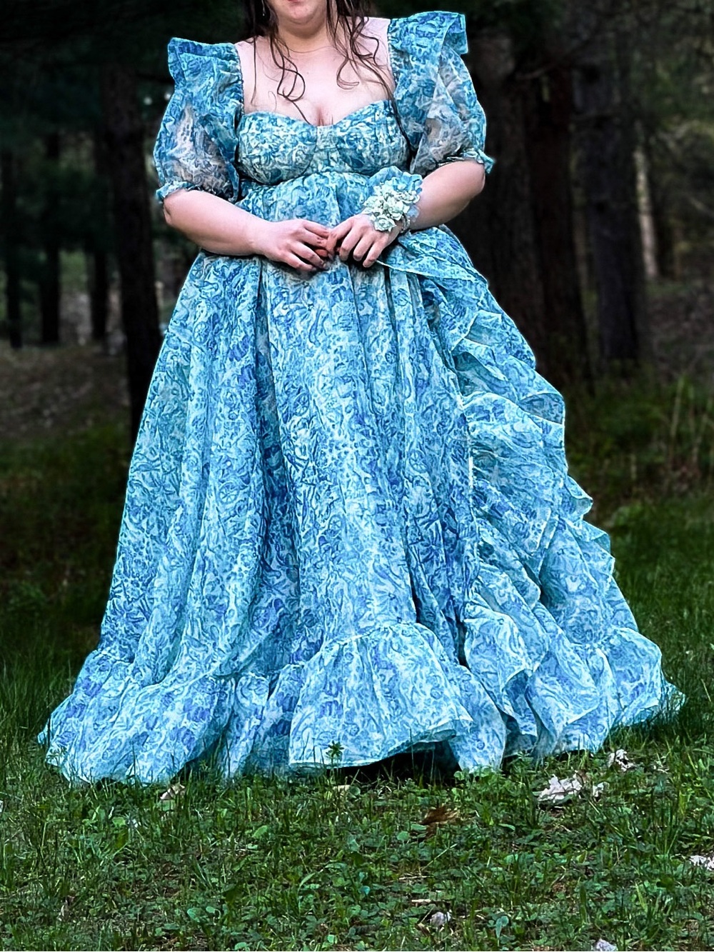 Elegant Blue Selkie Puff-Sleeve Ball Gown Dress